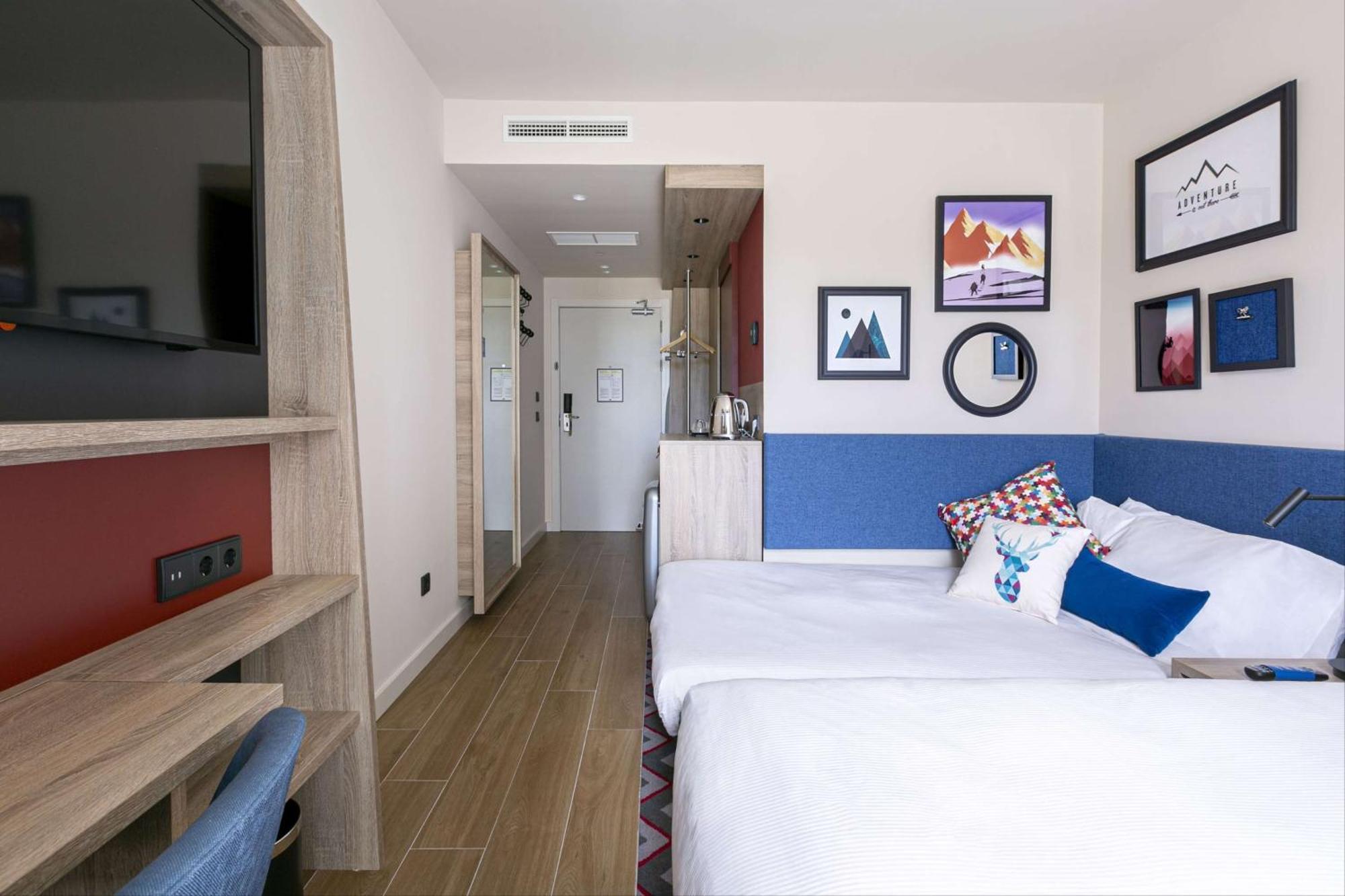 Hampton By Hilton Alcobendas Madrid Εξωτερικό φωτογραφία
