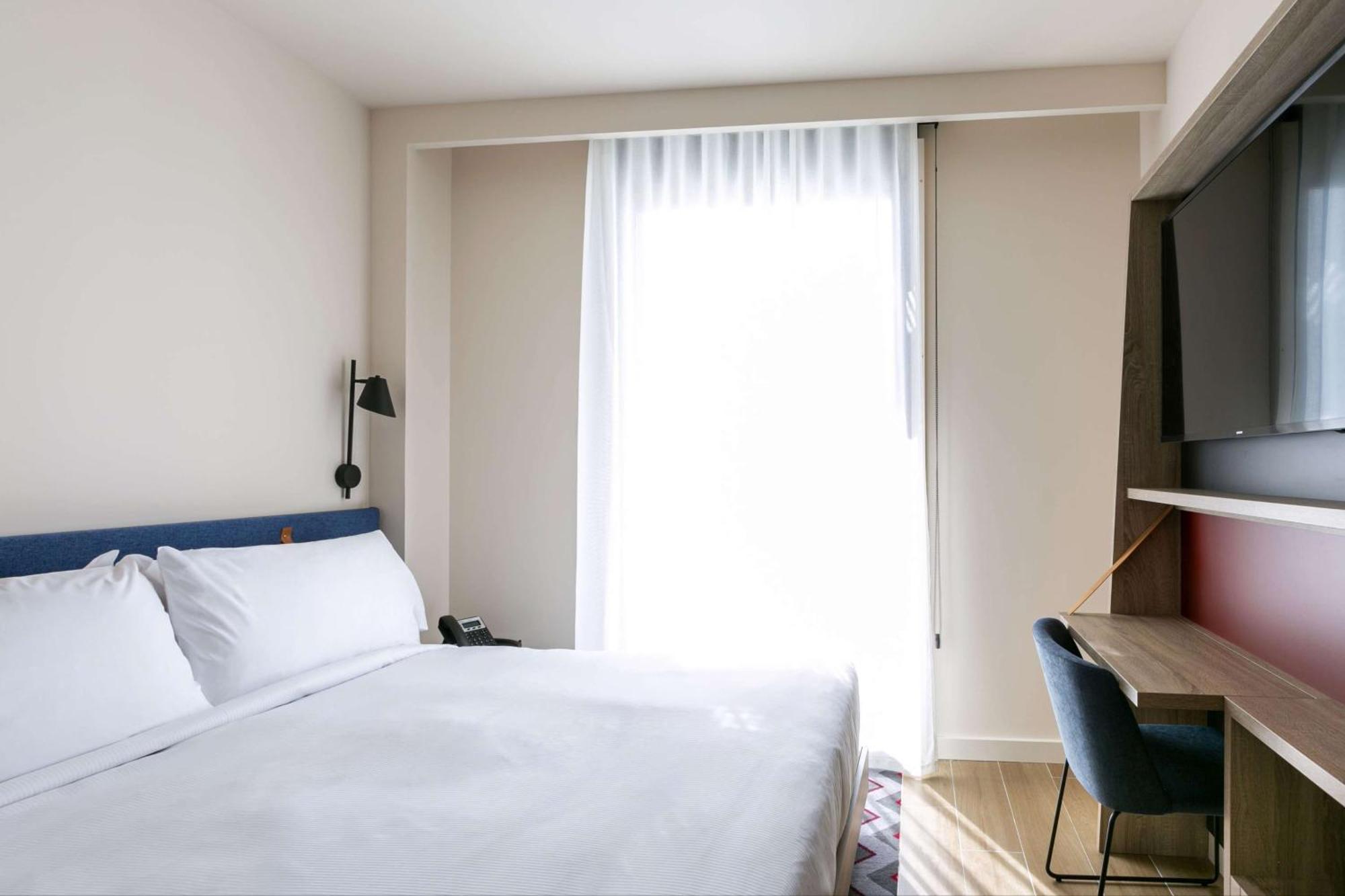 Hampton By Hilton Alcobendas Madrid Εξωτερικό φωτογραφία
