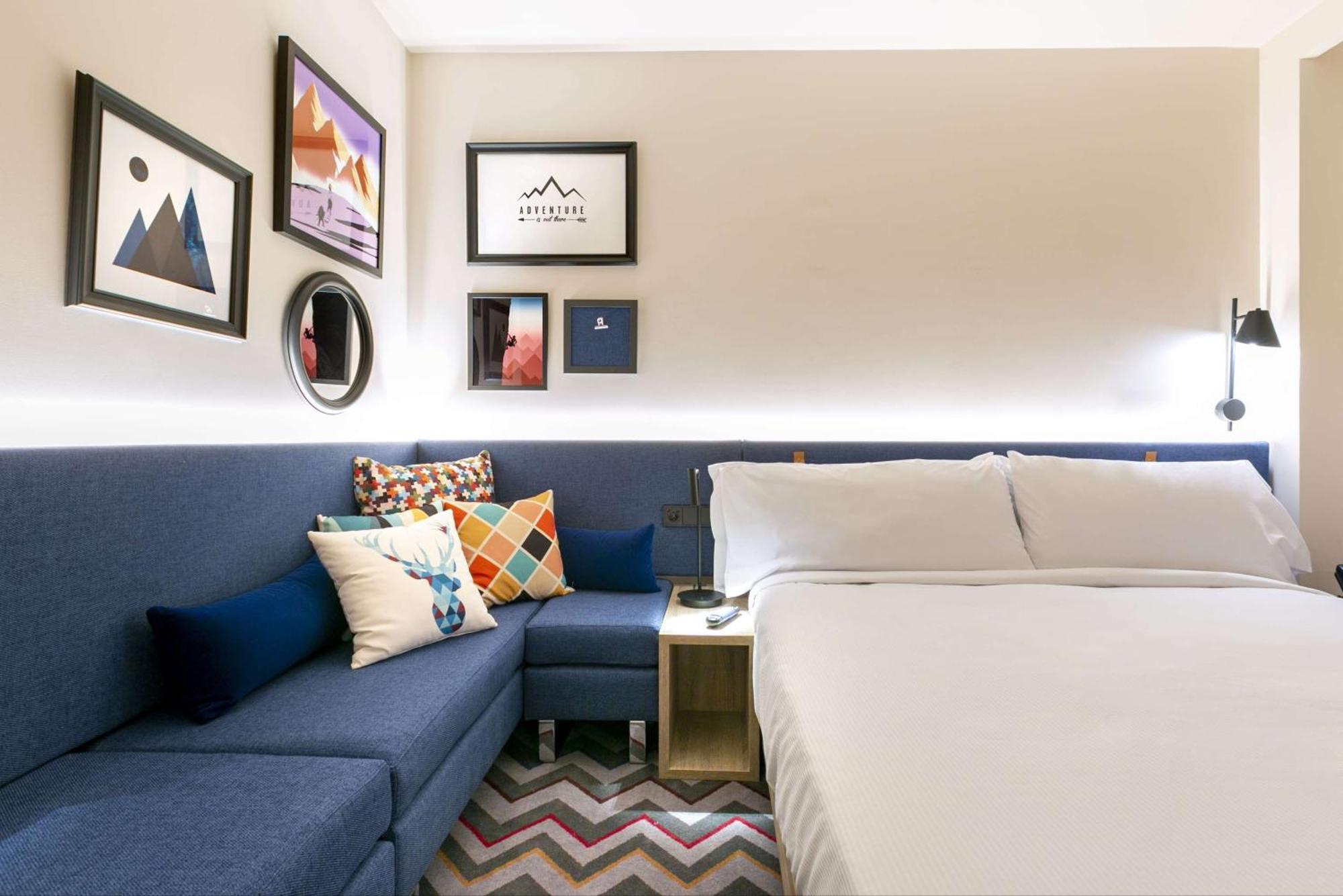 Hampton By Hilton Alcobendas Madrid Εξωτερικό φωτογραφία