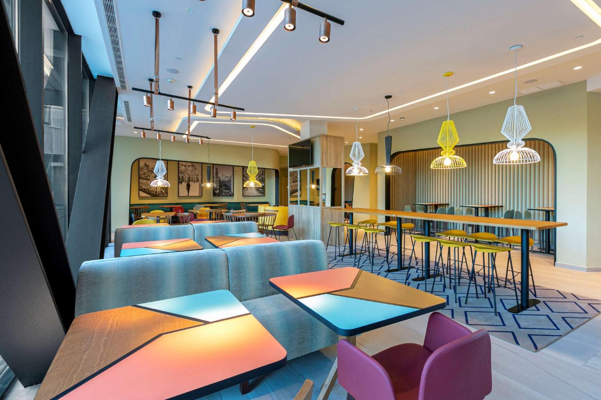 Hampton By Hilton Alcobendas Madrid Εξωτερικό φωτογραφία